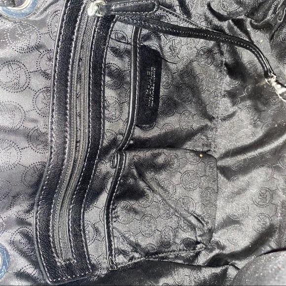 Vintage Michael Kors leather shoulder bag.. - Picture 7 of 13